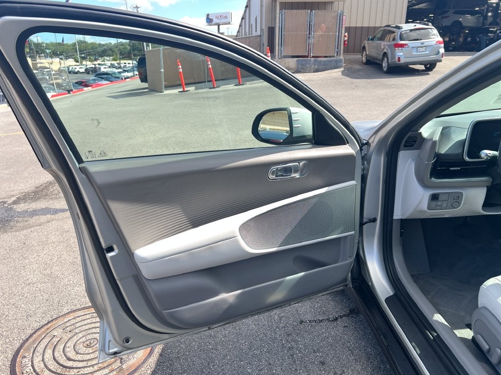 2023 Hyundai IONIQ 6 SEL