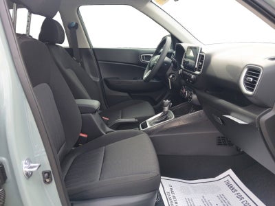 2026 Hyundai Venue SE
