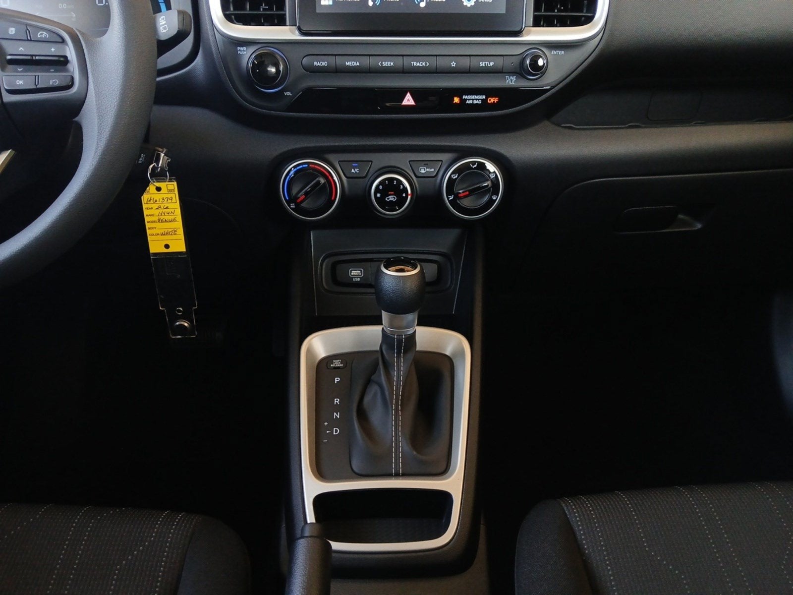 2026 Hyundai Venue SE