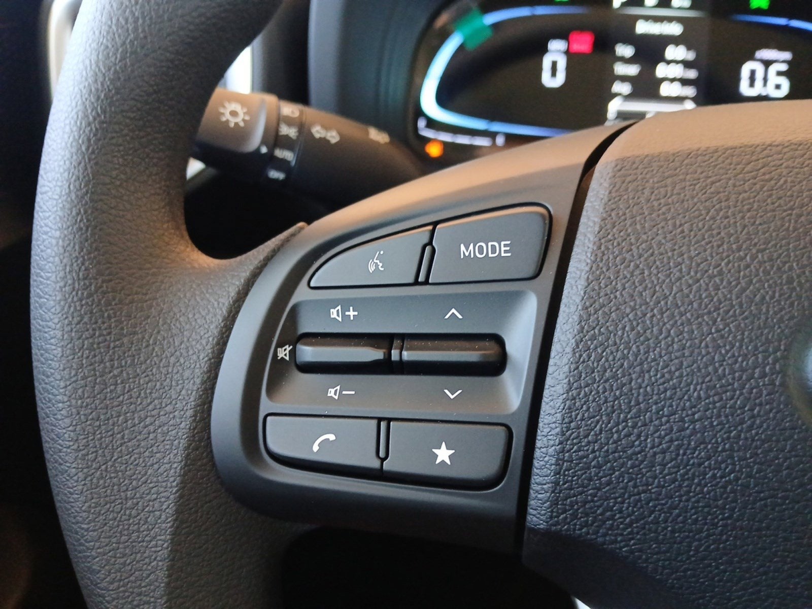 2025 Hyundai Venue SE