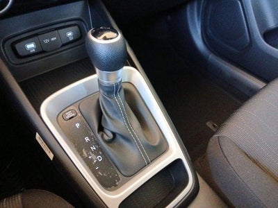 2025 Hyundai Venue SE