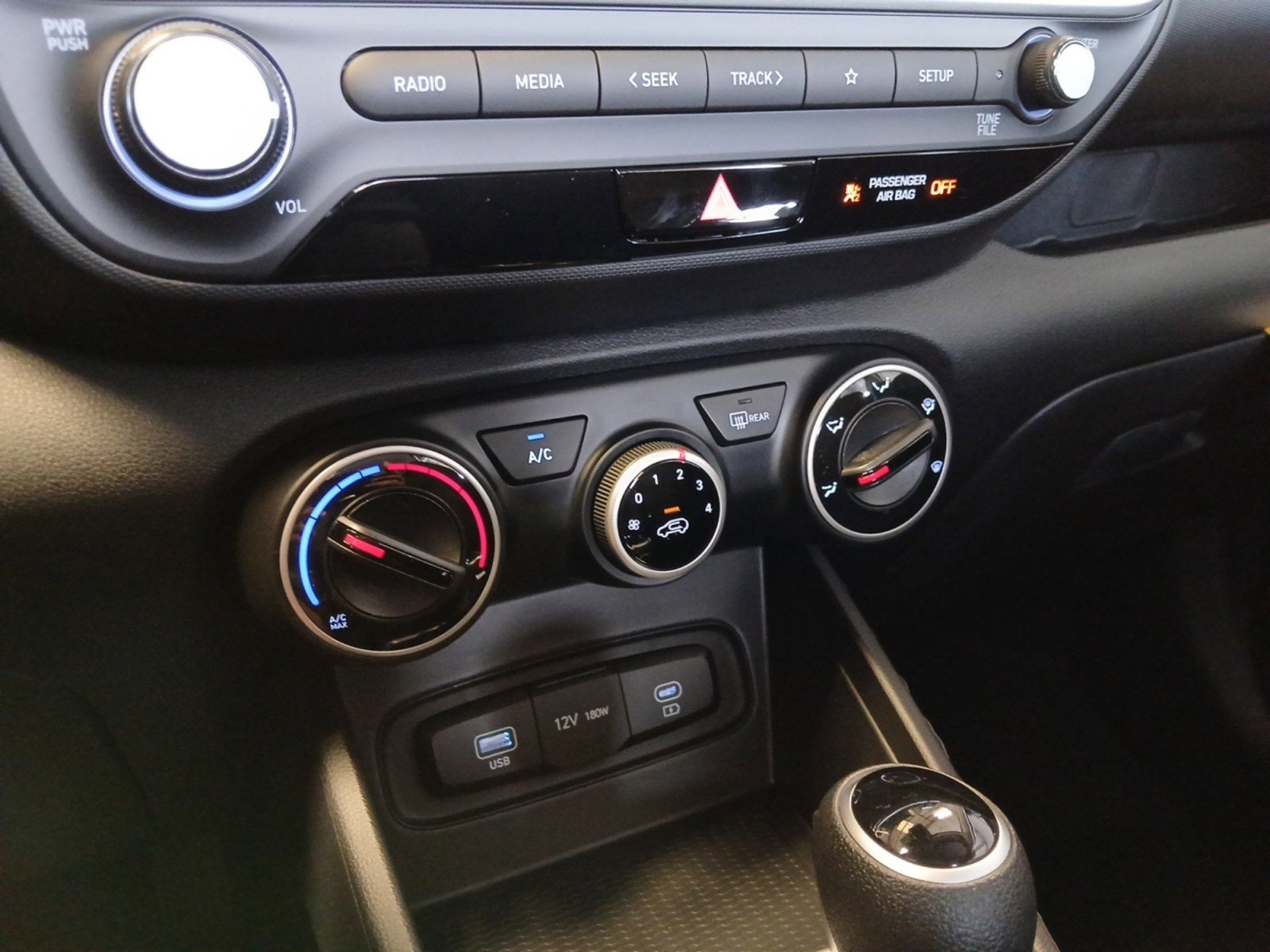 2026 Hyundai Venue SE