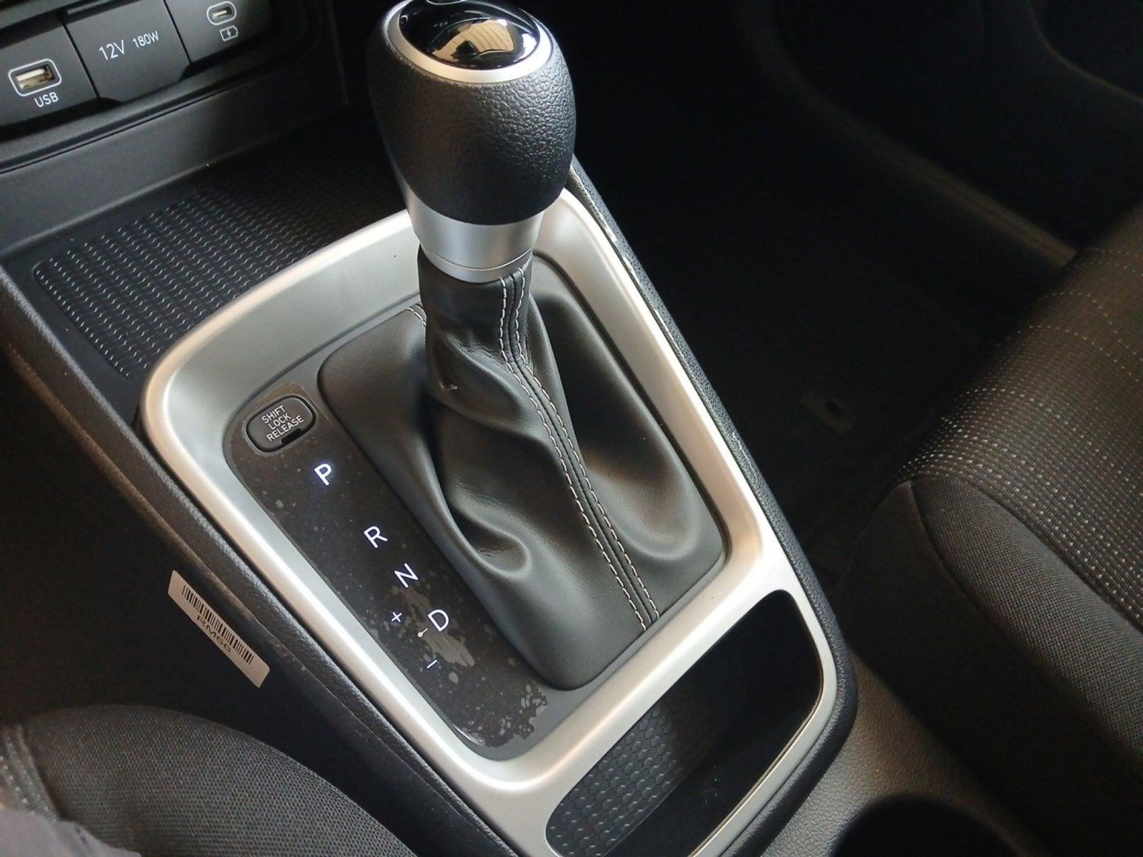 2026 Hyundai Venue SE