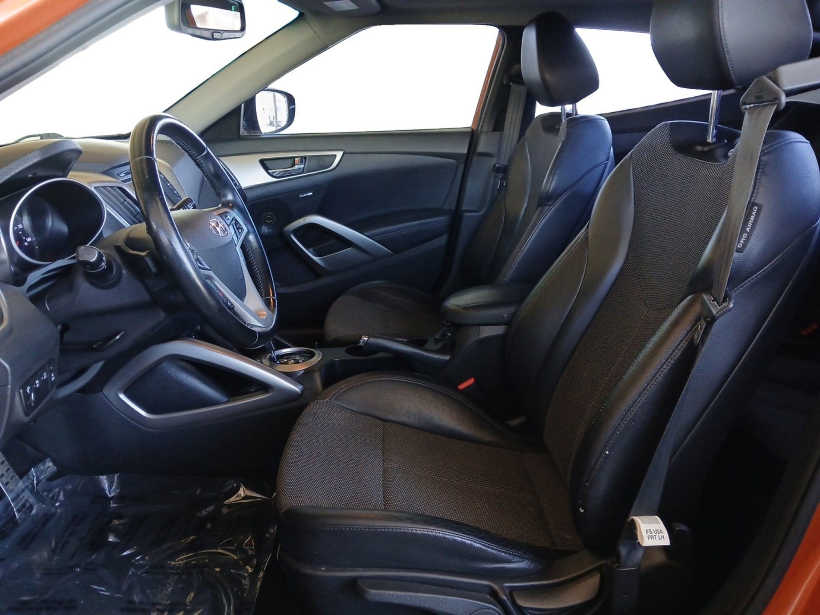 2013 Hyundai Veloster w/Black Int