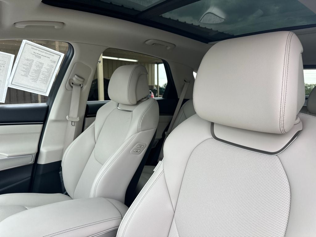 2022 Genesis GV70 2.5T