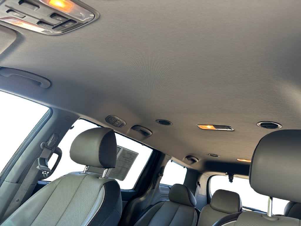 2017 Kia Sedona LX