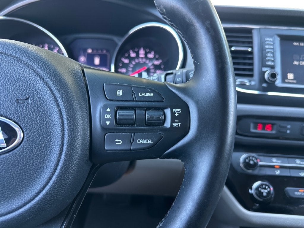 2017 Kia Sedona LX