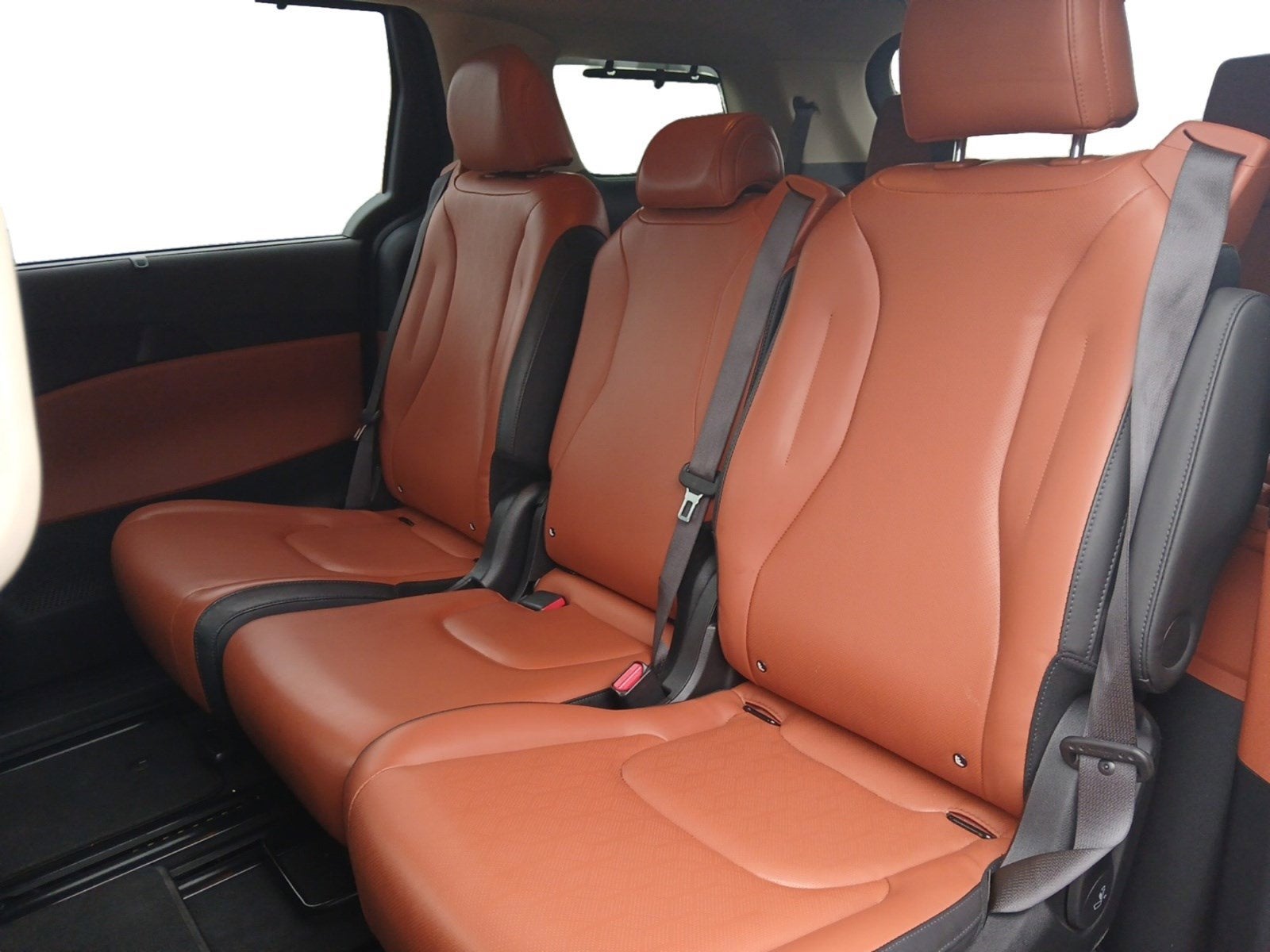 2022 Kia Carnival SX