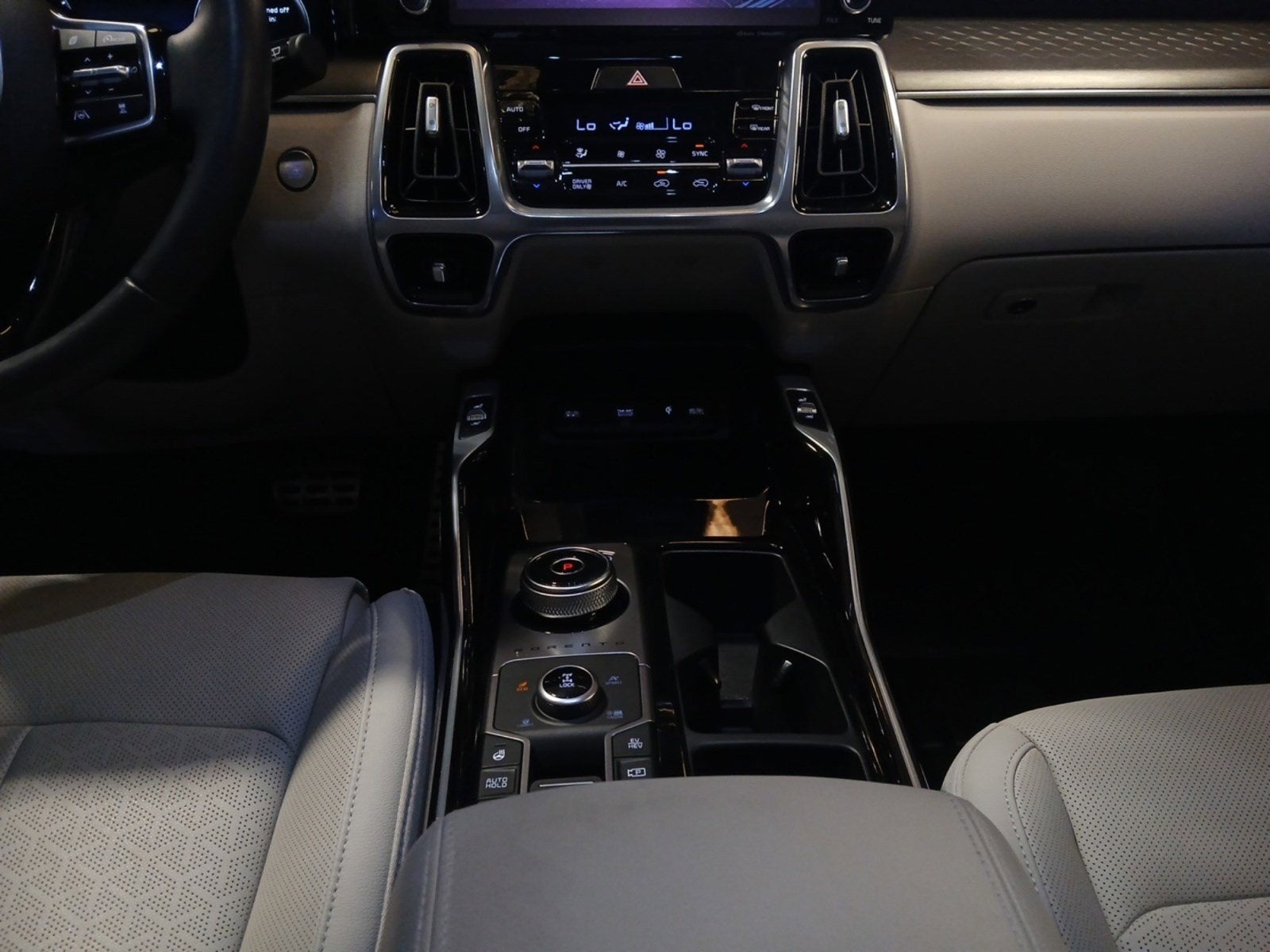 2023 Kia Sorento Plug-In Hybrid SX Prestige 3RD ROW WITH FORWARD COLLISION ASSIST