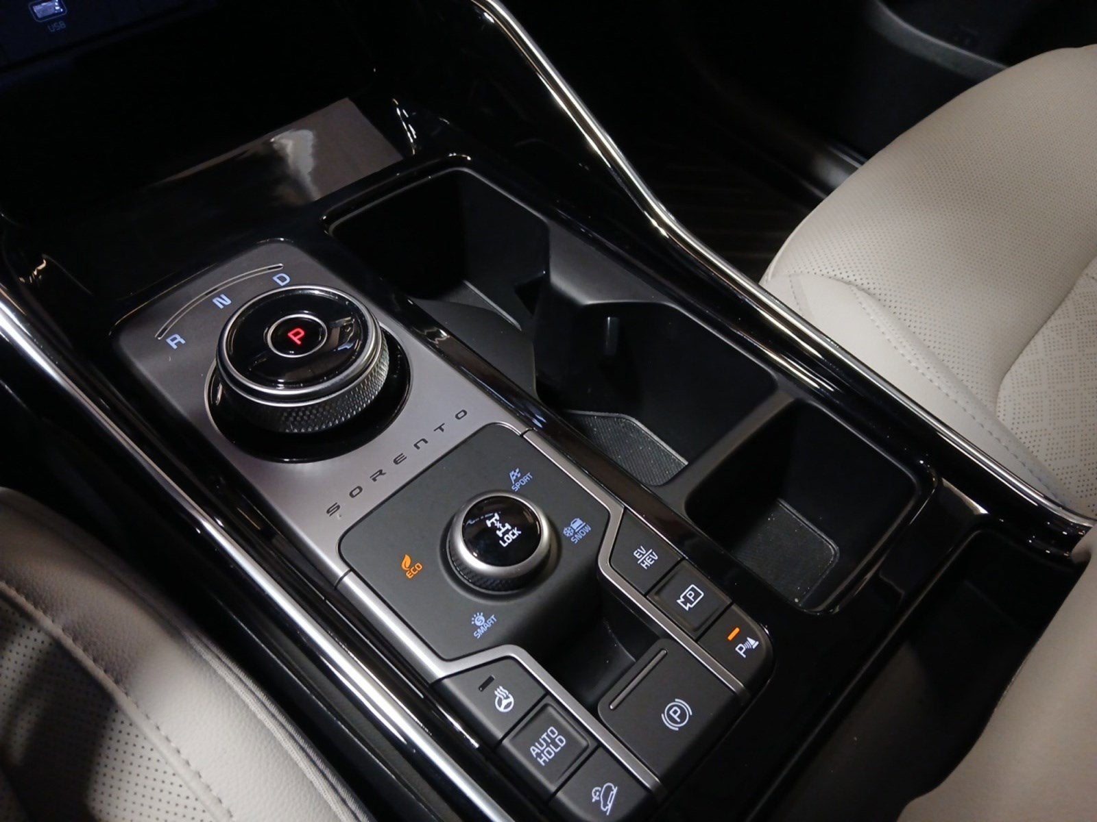 2023 Kia Sorento Plug-In Hybrid SX Prestige 3RD ROW WITH FORWARD COLLISION ASSIST