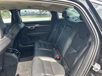 2018 Volvo S90 T5 Momentum
