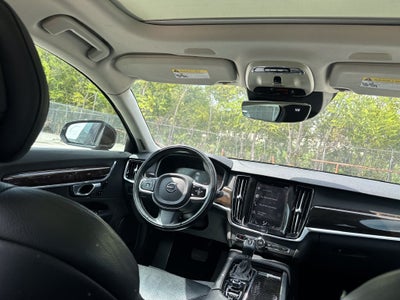 2018 Volvo S90 T5 Momentum