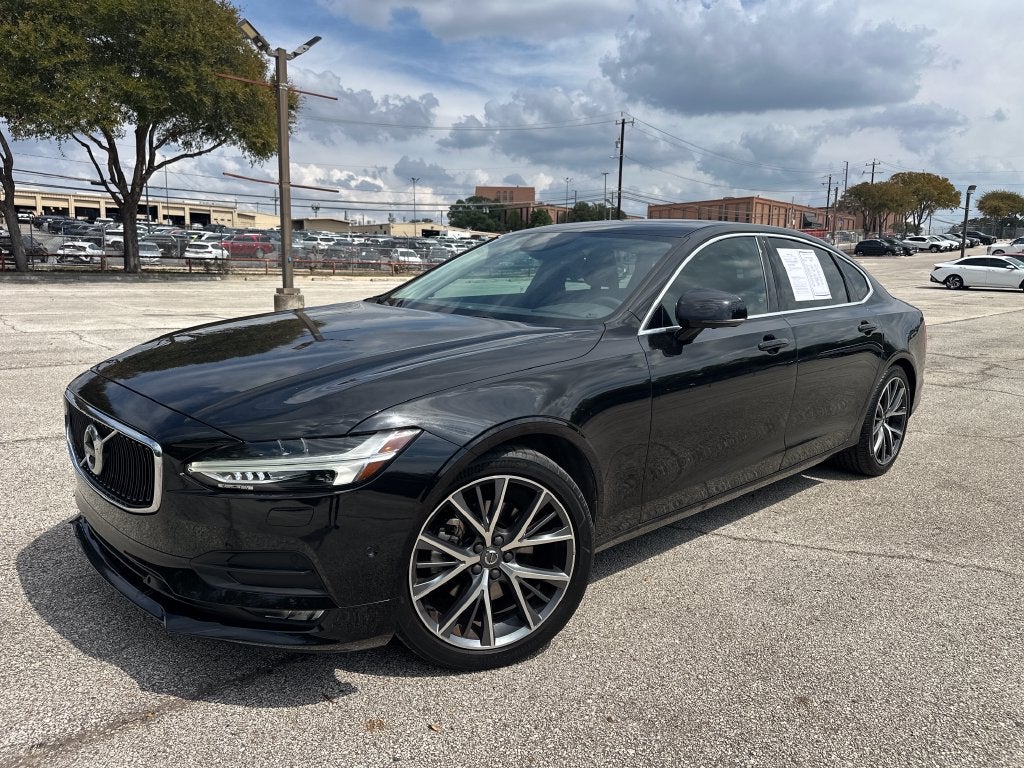 2018 Volvo S90 T5 Momentum