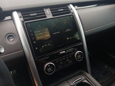 2023 Land Rover Discovery Metropolitan Edition