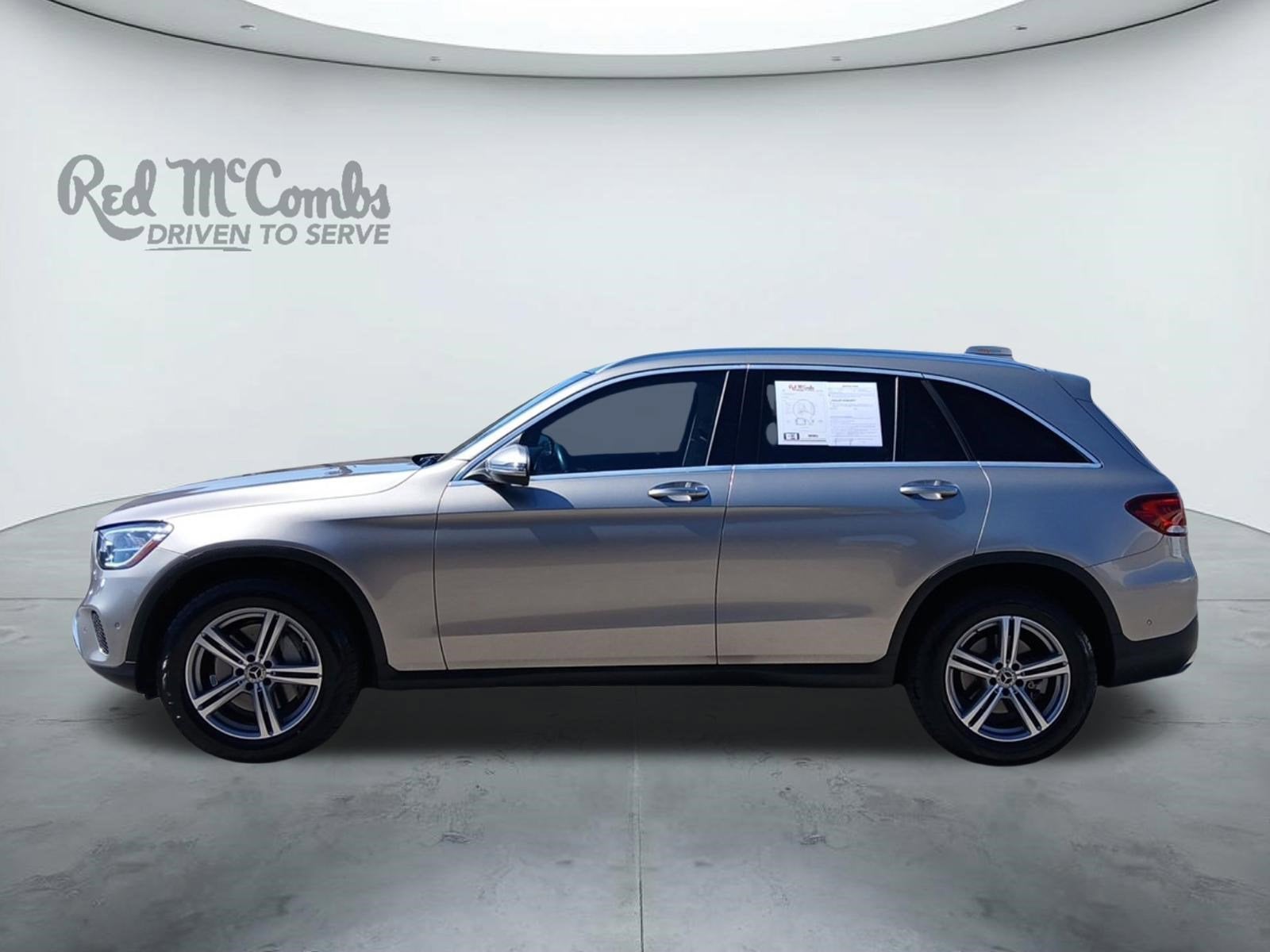 2021 Mercedes-Benz GLC 300 W/ PANORAMA SUNROOF & AMBIENT LIGHTING