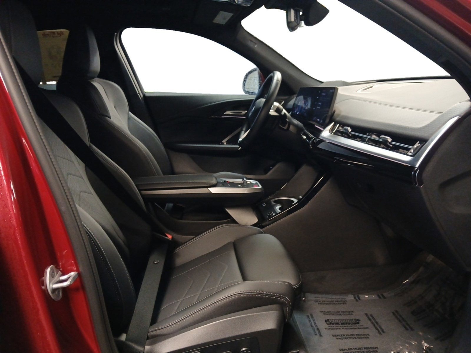 2025 BMW X2 xDrive28i W/ PANORAMIC ROOF & HEADS-UP DISPLAY