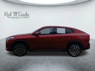 2025 BMW X2 xDrive28i W/ PANORAMIC ROOF & HEADS-UP DISPLAY