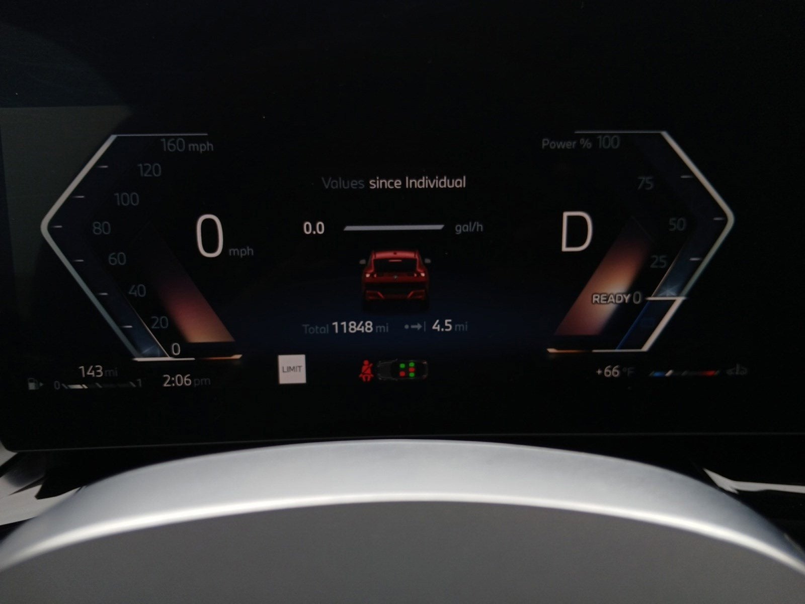 2025 BMW X2 xDrive28i W/ PANORAMIC ROOF & HEADS-UP DISPLAY
