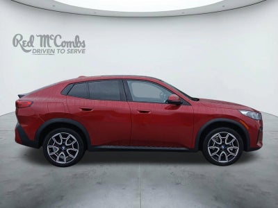2025 BMW X2 xDrive28i W/ PANORAMIC ROOF & HEADS-UP DISPLAY