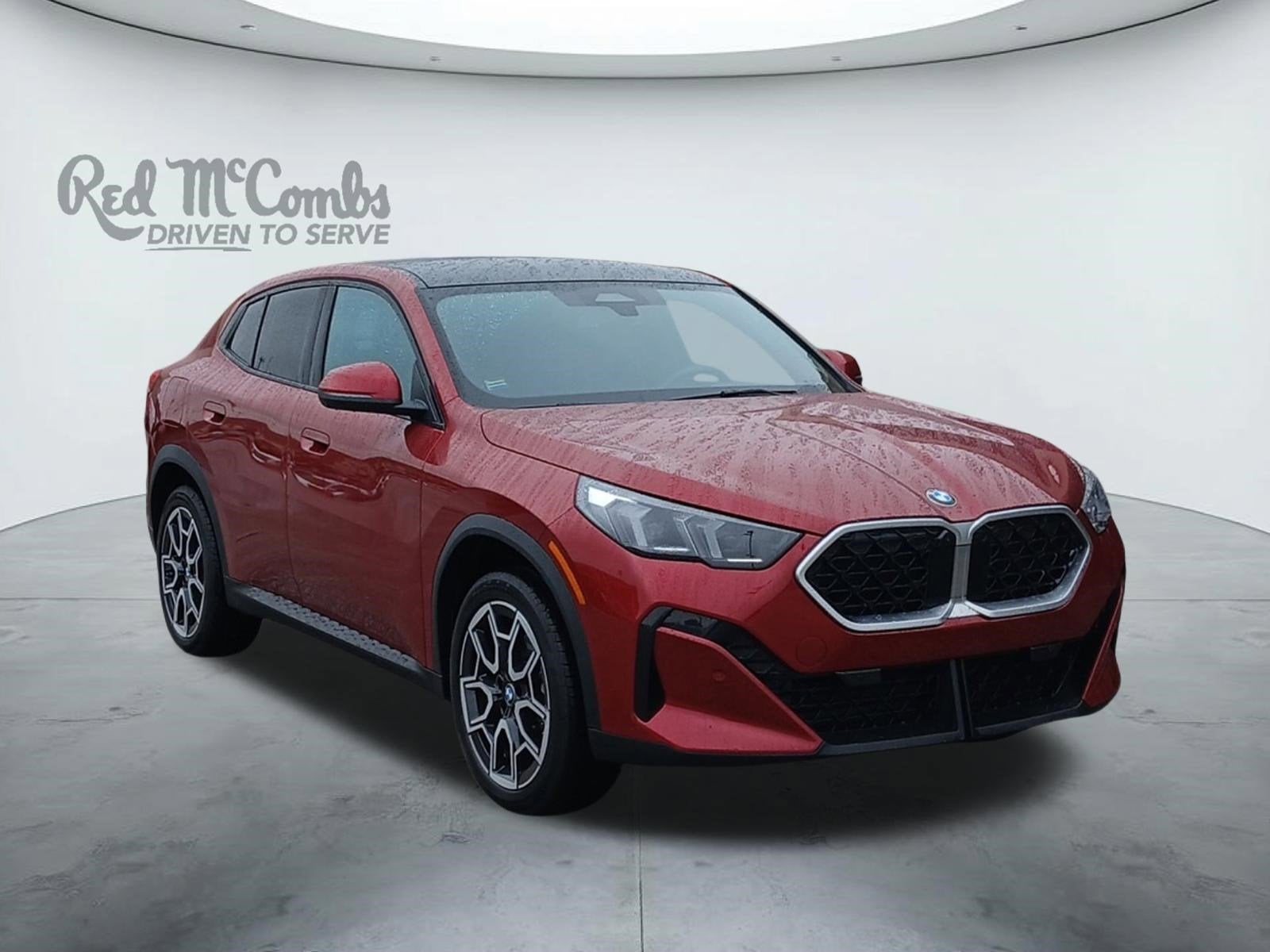 2025 BMW X2 xDrive28i W/ PANORAMIC ROOF & HEADS-UP DISPLAY