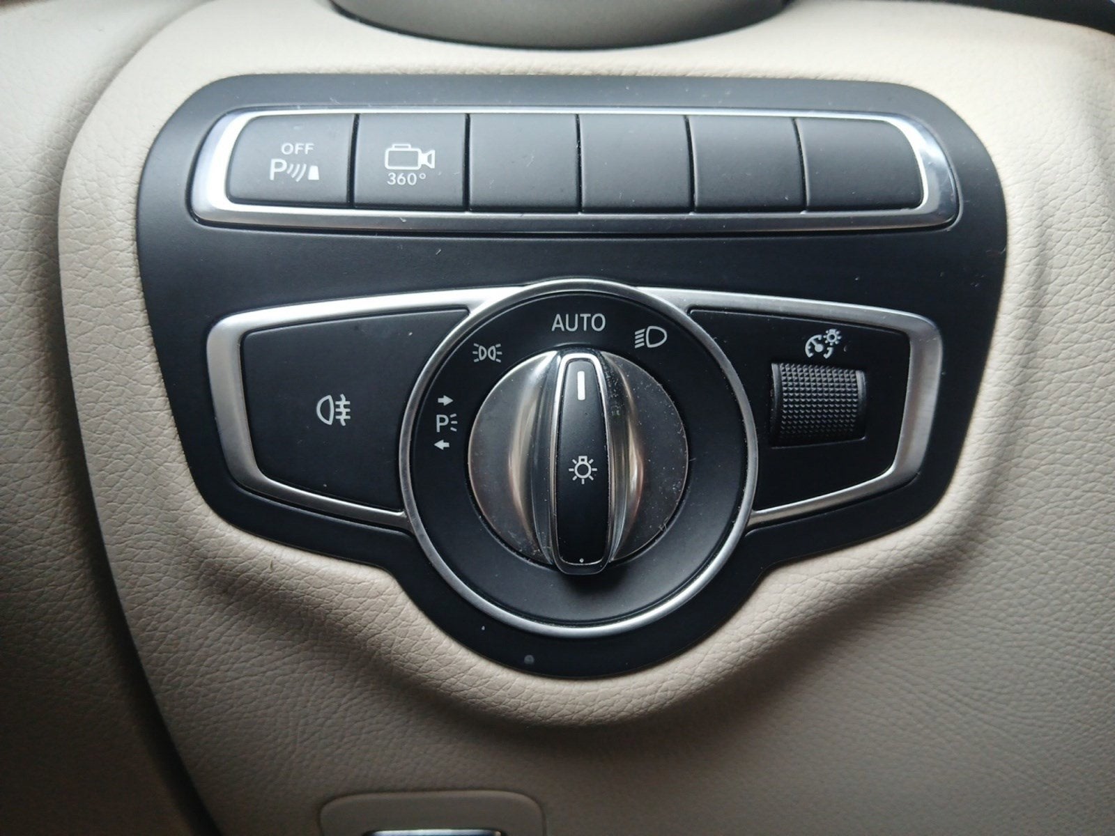 2018 Mercedes-Benz GLC GLC 300