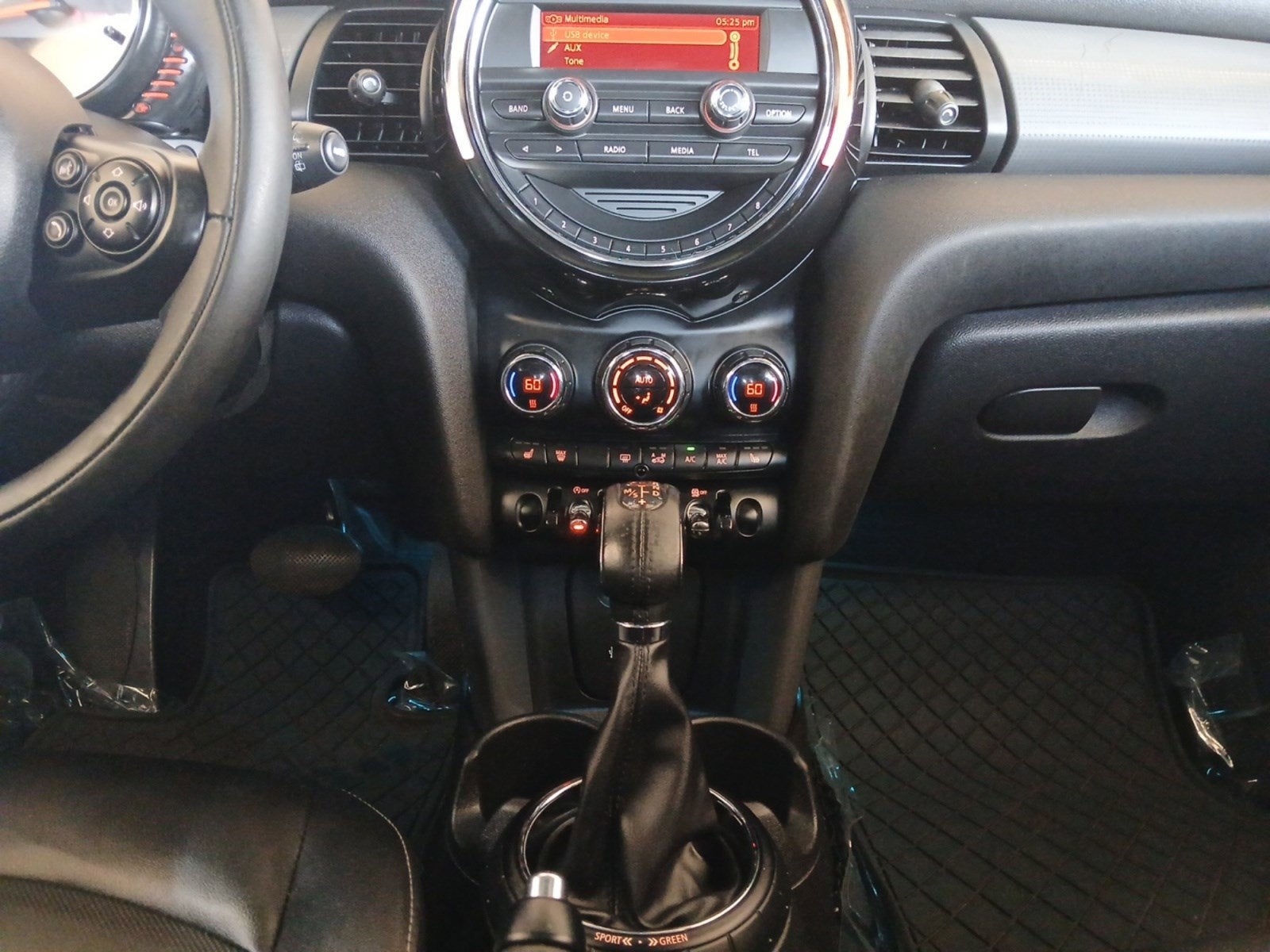 2015 MINI Cooper Base