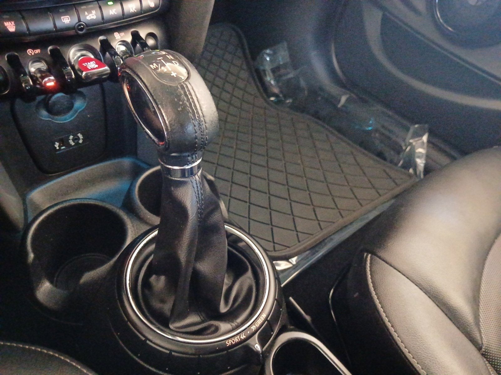 2015 MINI Cooper Base