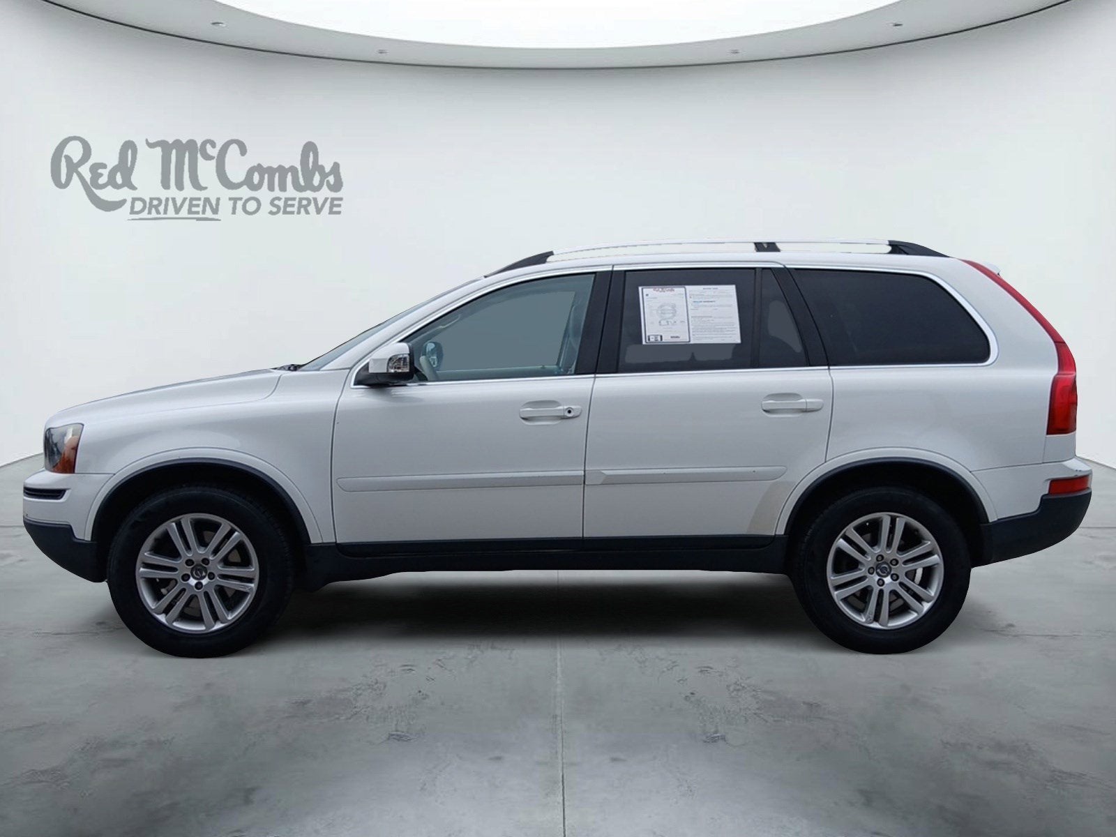 2011 Volvo XC90 3.2 W/ LEATHER & REAR PARK ASSIST