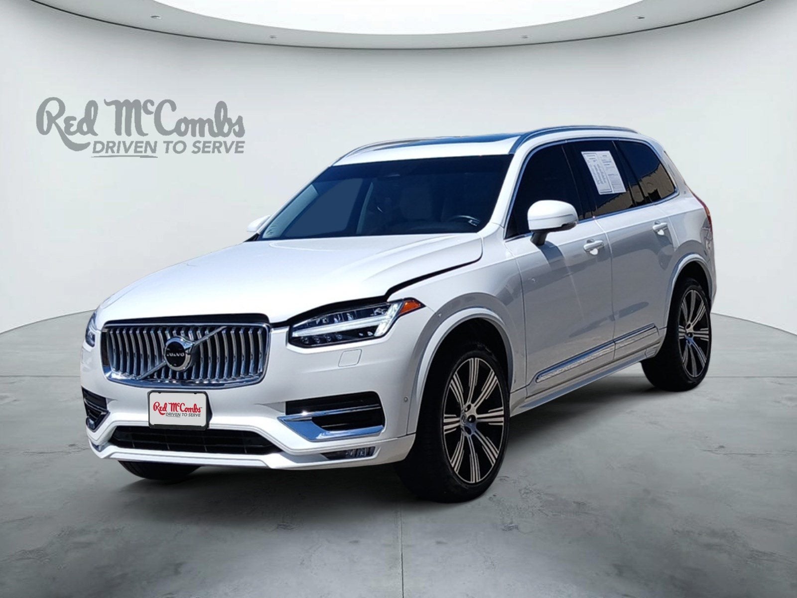2024 Volvo XC90 B5 Plus