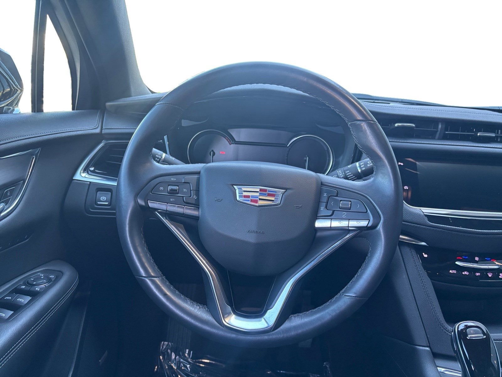 2022 Cadillac XT6 Luxury