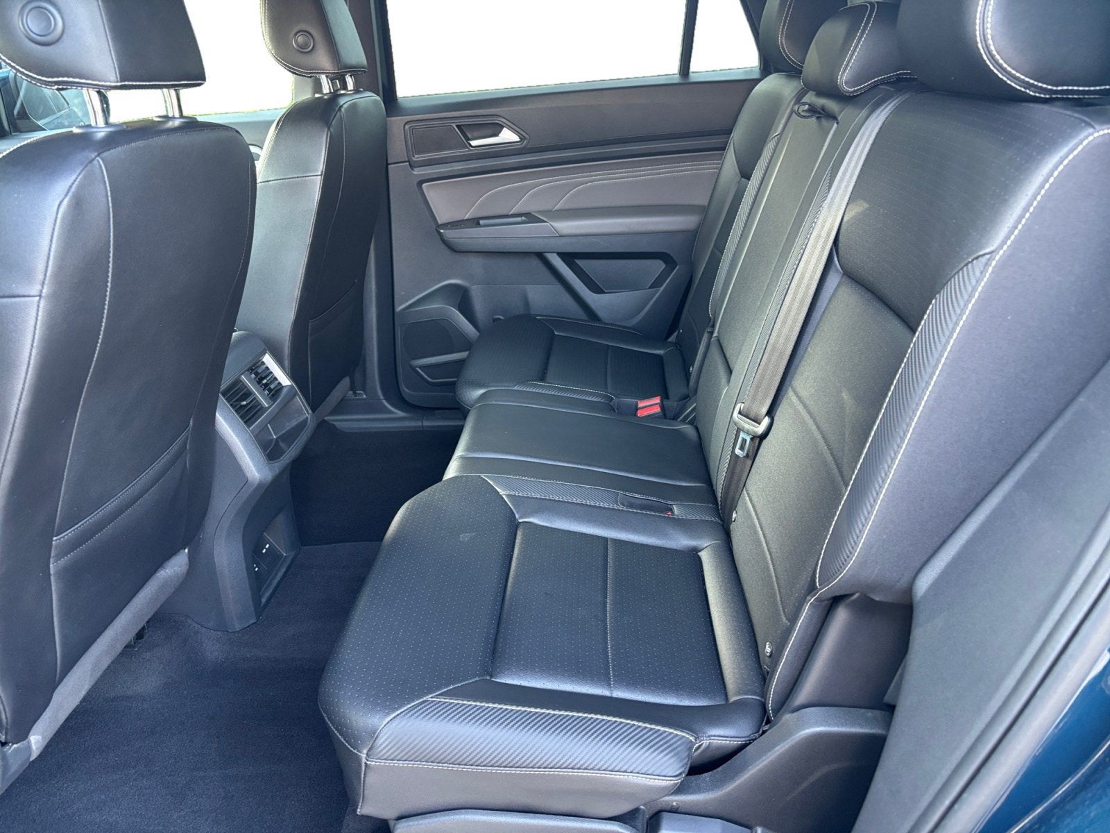 2021 Volkswagen Atlas Cross Sport 3.6L V6 SE w/Technology R-Line