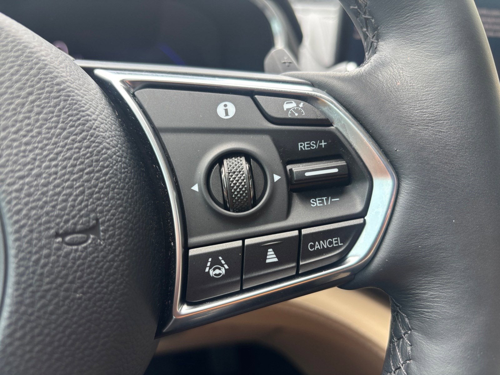 2023 Acura MDX w/Advance Package