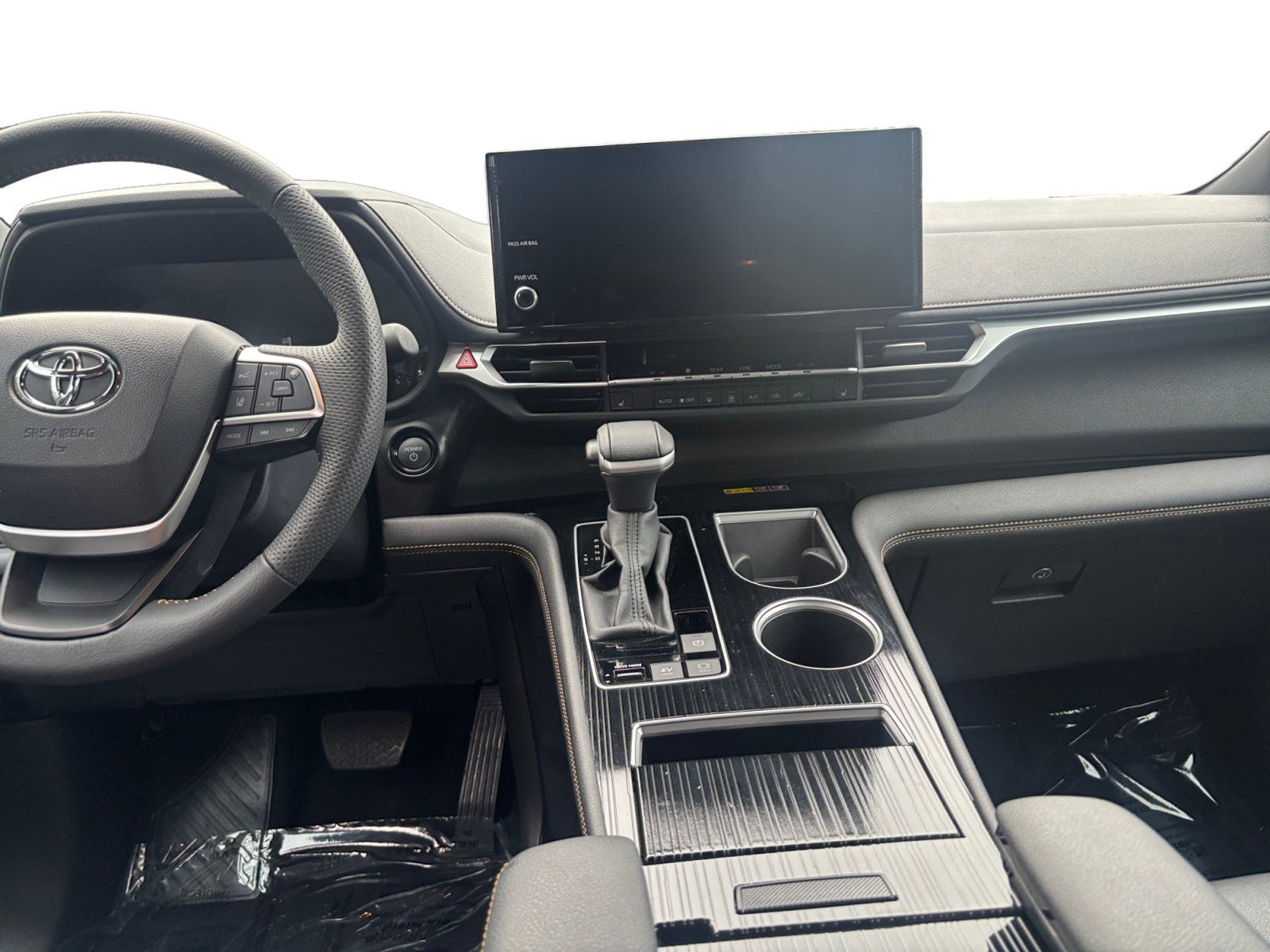 2025 Toyota Sienna Woodland Edition