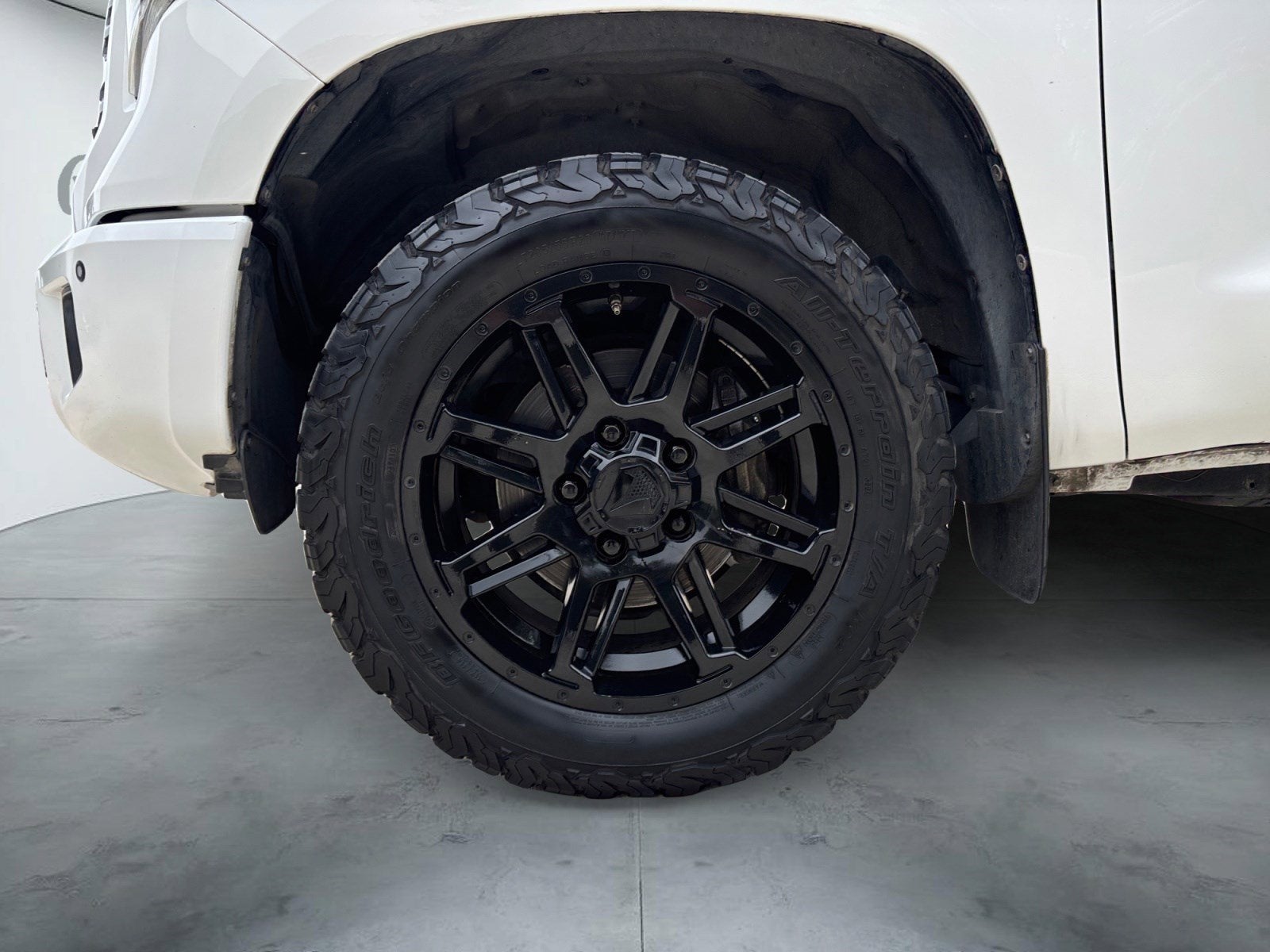 2018 Toyota Tundra SR5