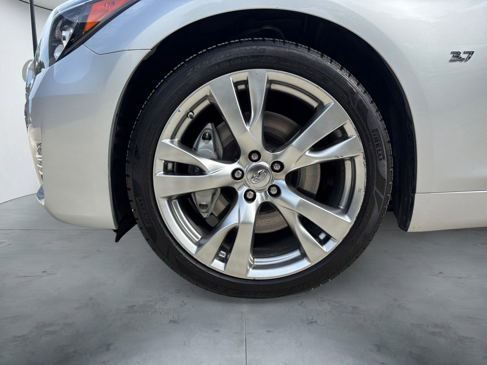 2015 INFINITI Q70 3.7