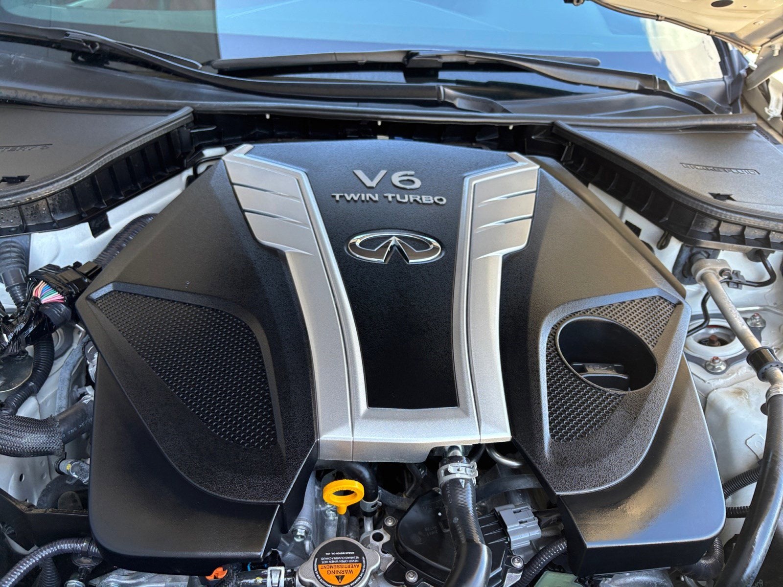 2018 INFINITI Q60 RED SPORT 400