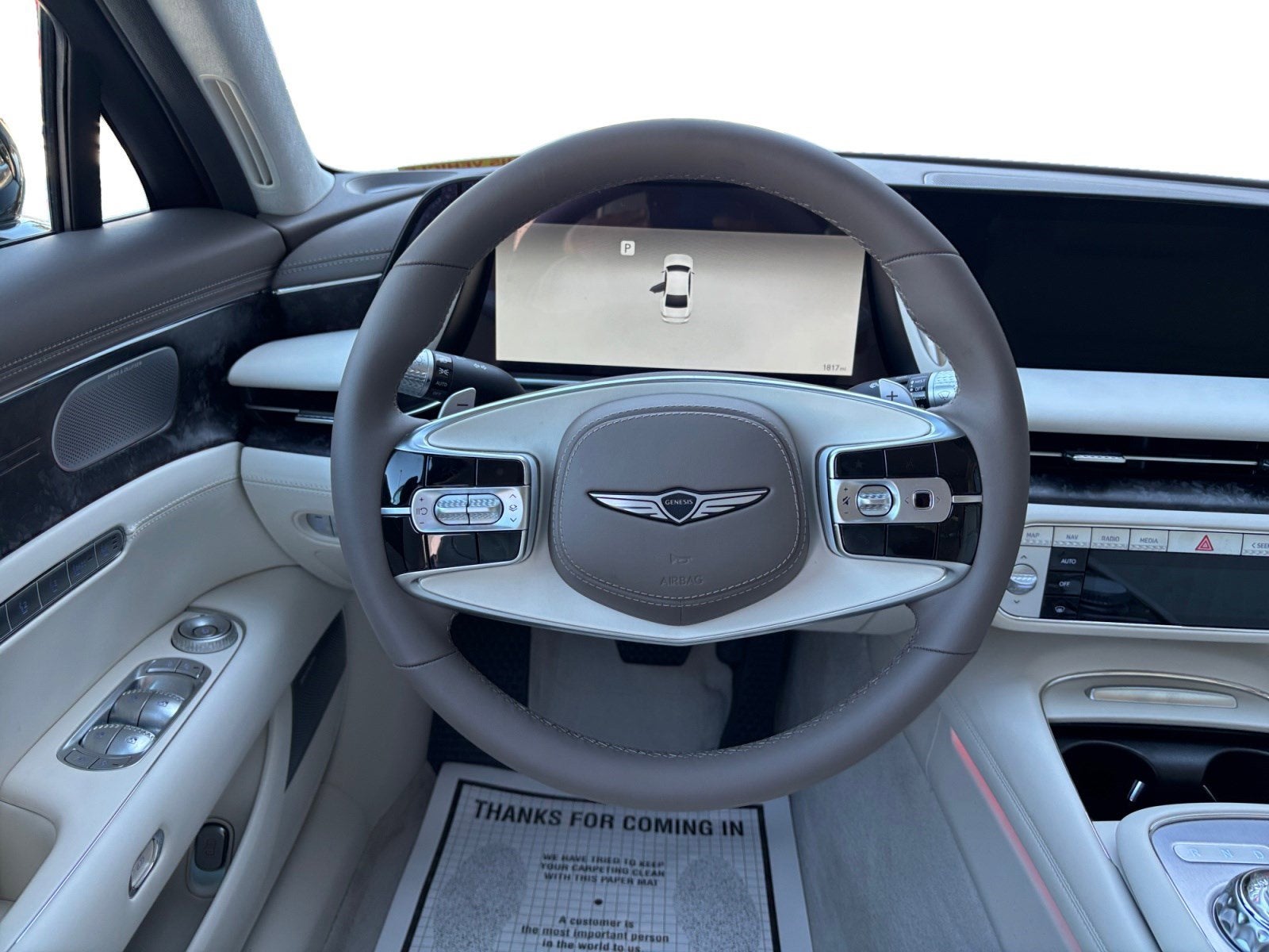 2025 Genesis G90 e-SC