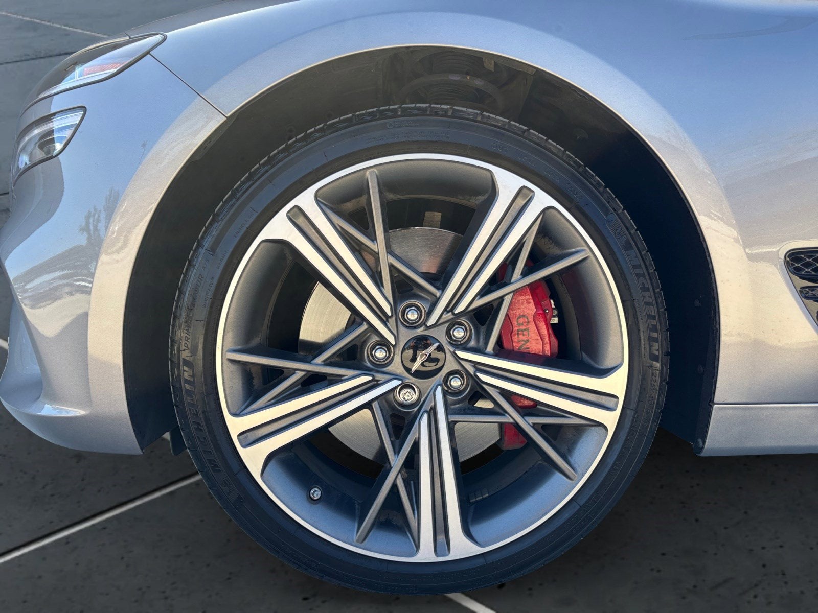 2024 Genesis G70 2.5T