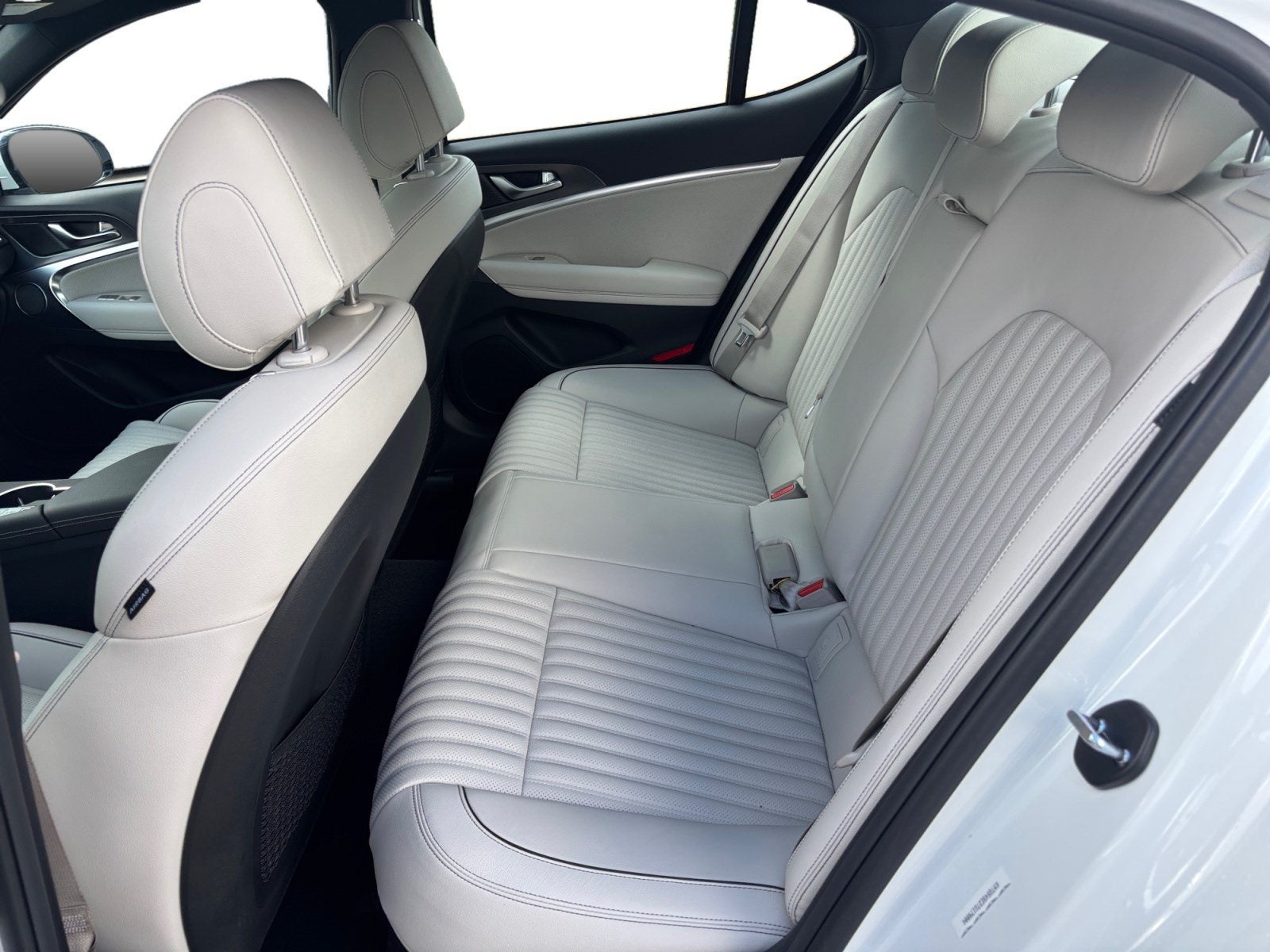2026 Genesis G70 3.3T Sport Prestige