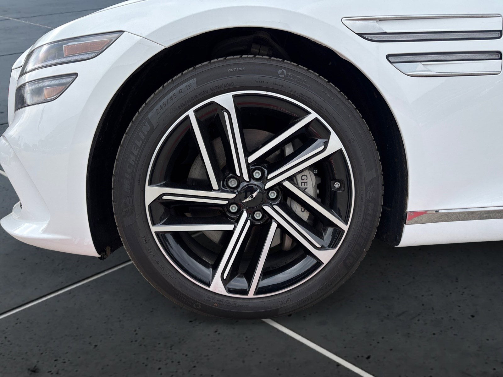 2026 Genesis G80 2.5T