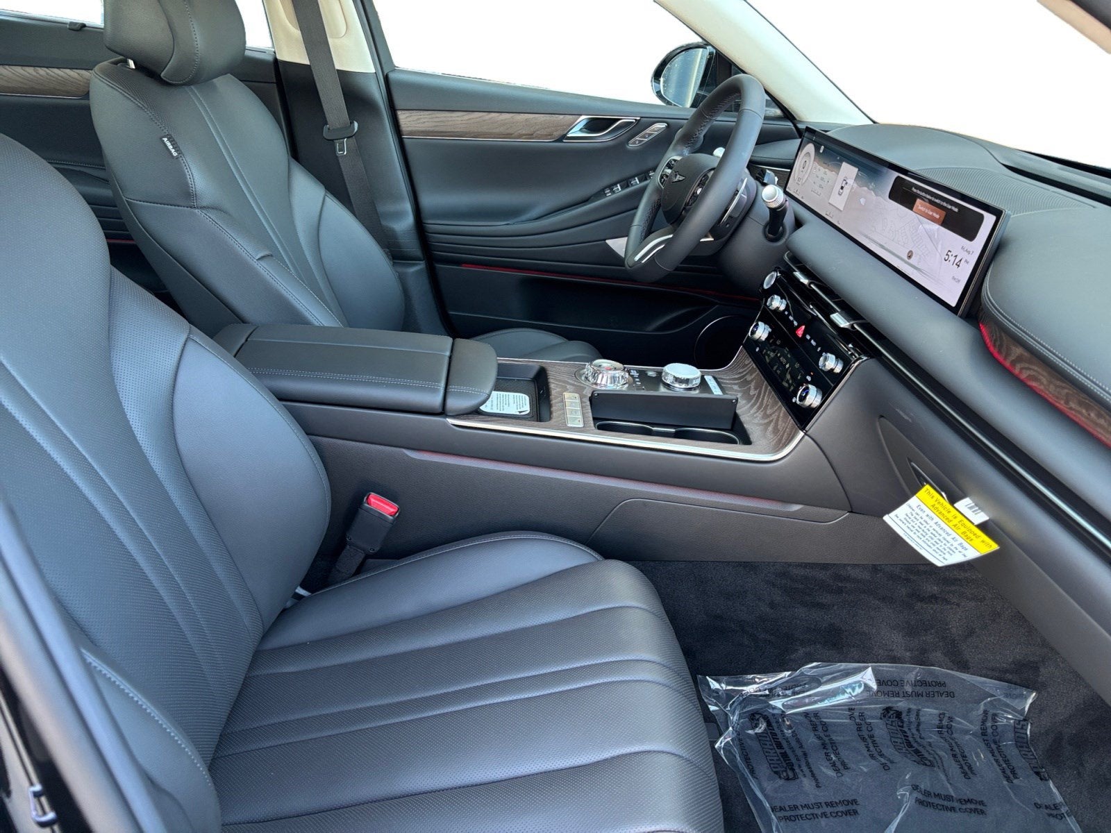 2027 Genesis G80 Base