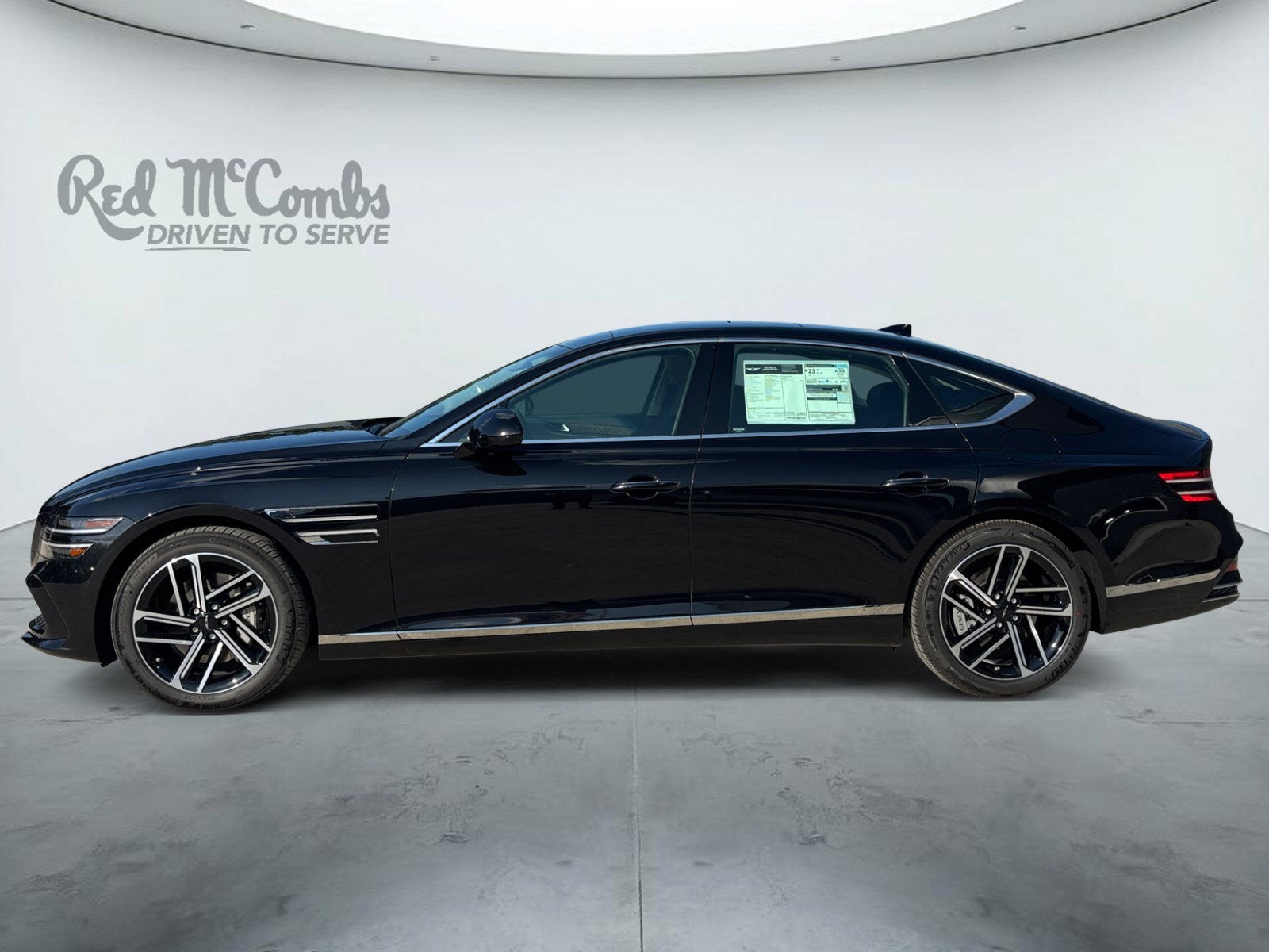2027 Genesis G80 Base