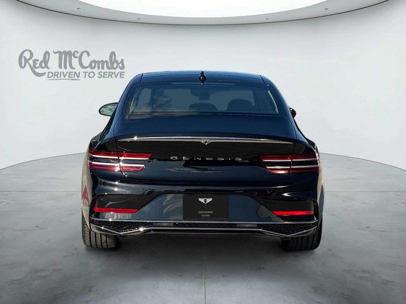 2027 Genesis G80 Base