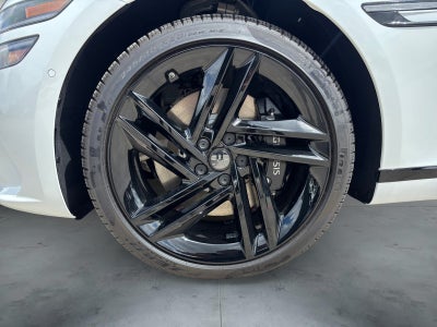 2027 Genesis G80 Base