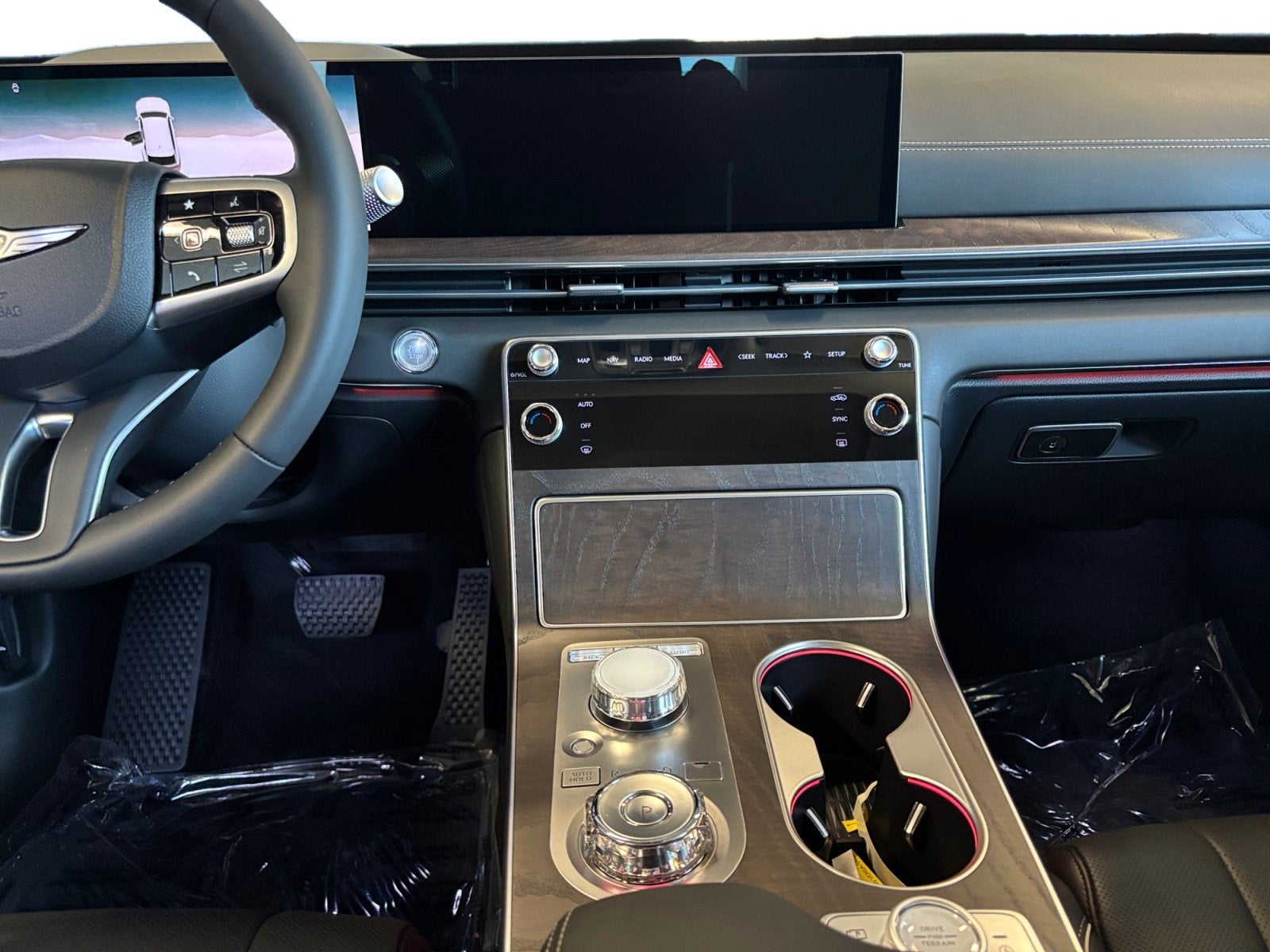 2027 Genesis GV80 Base