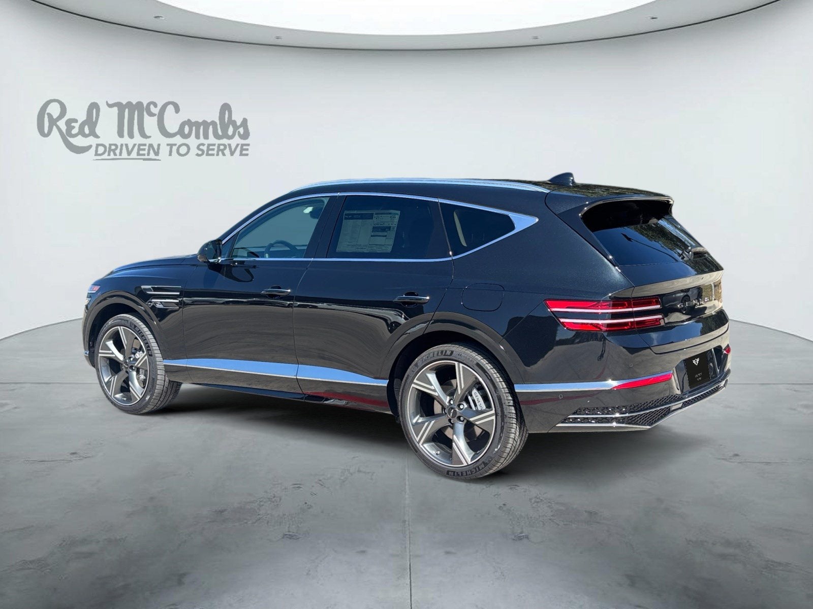 2027 Genesis GV80 Base