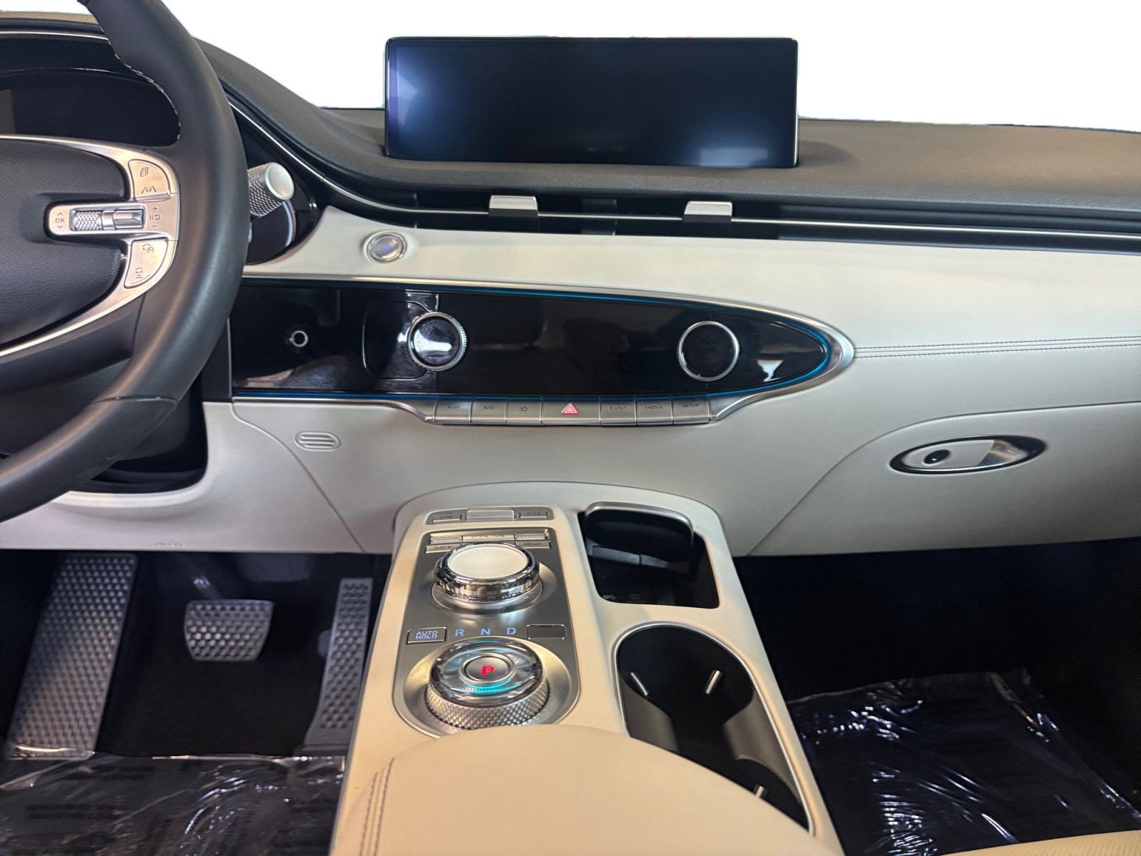 2023 Genesis GV70 2.5T