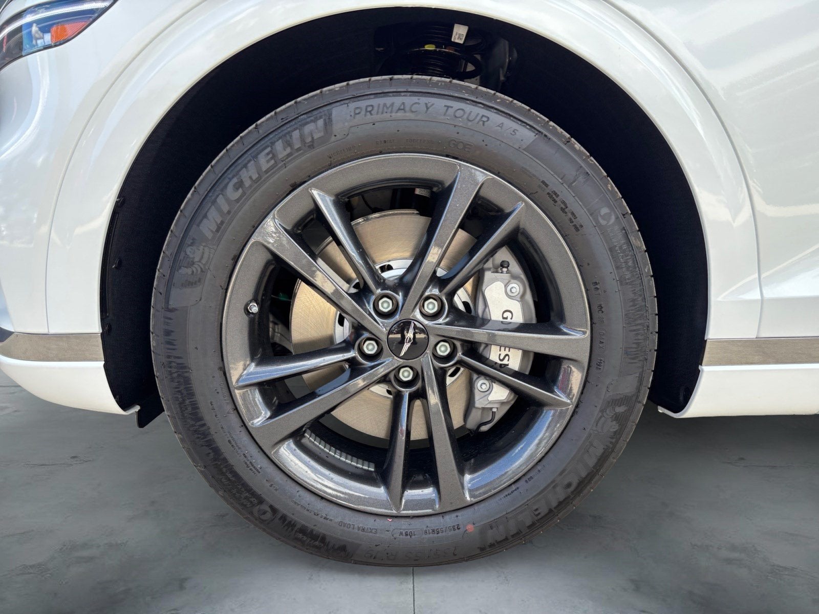 2027 Genesis GV70 2.5T Select
