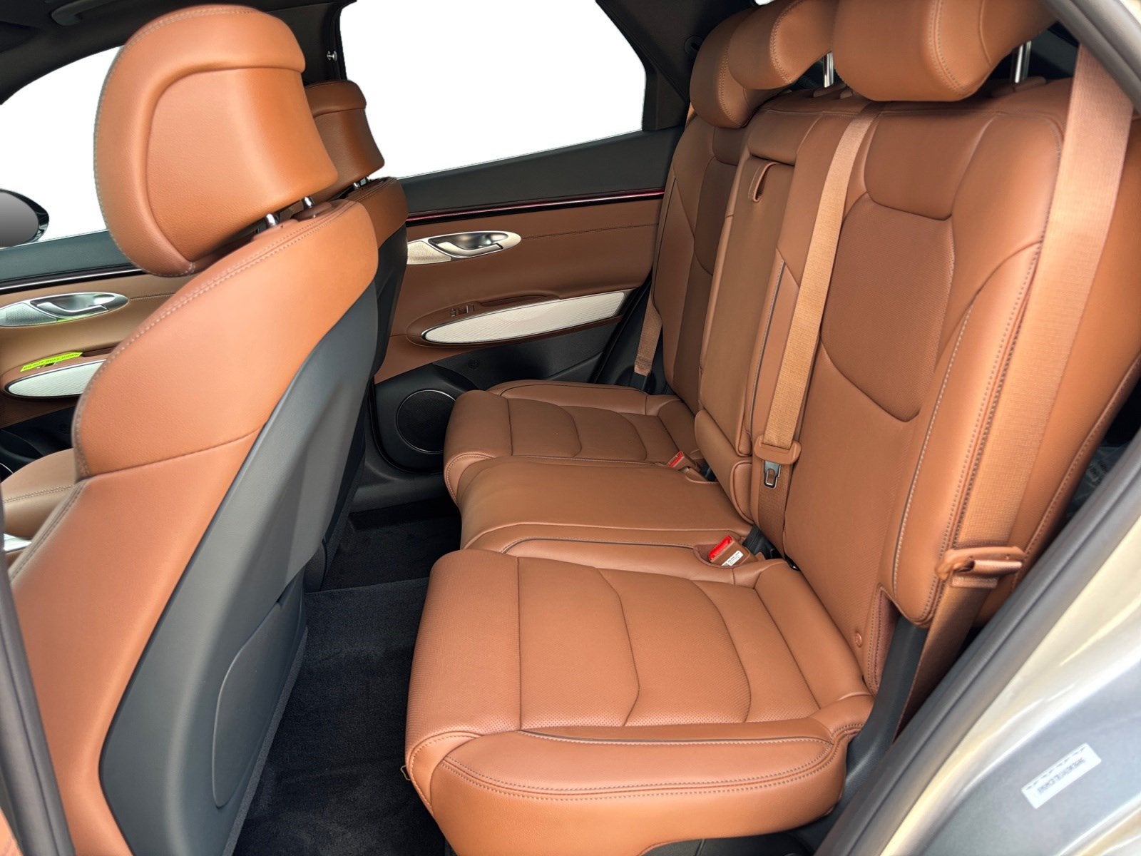 2027 Genesis GV70 2.5T Advanced