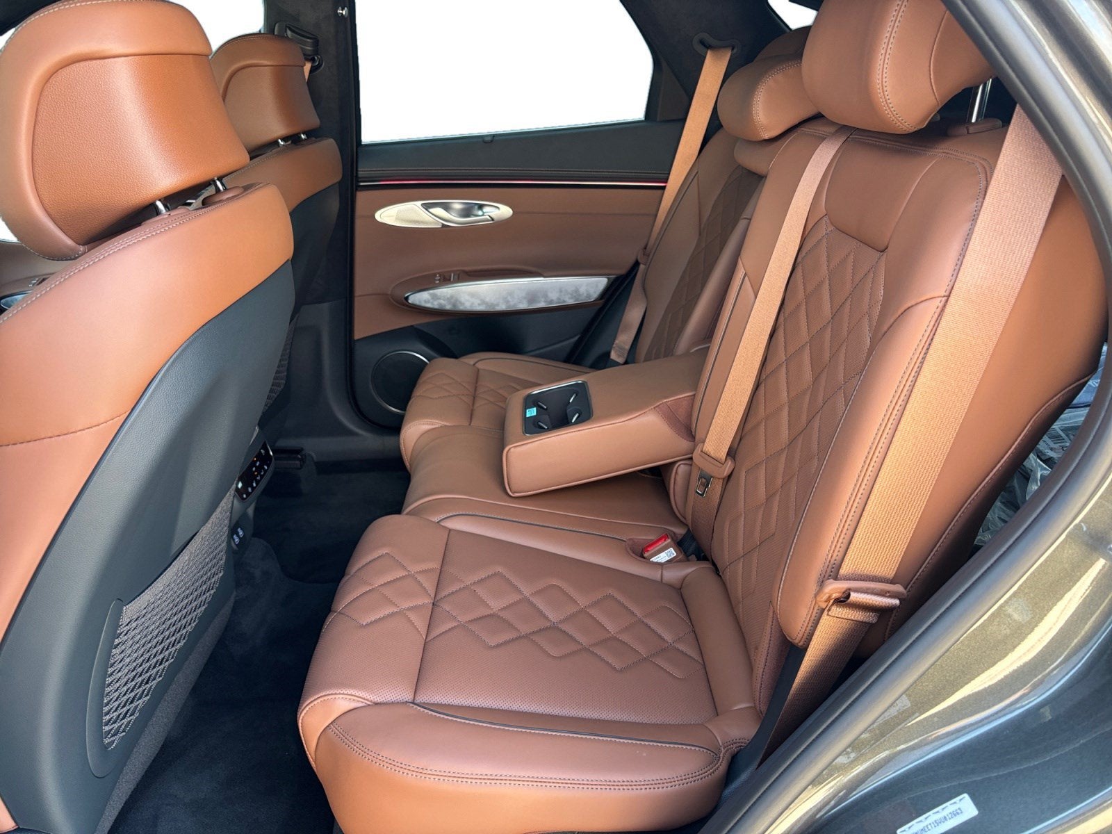 2027 Genesis GV70 PRESTIGE